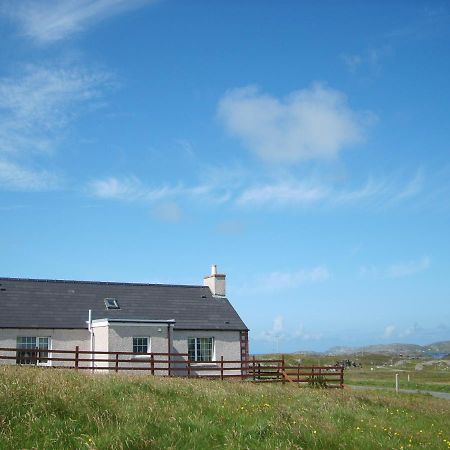 Harsgeir View Holiday Cottage -Wifi Go Green Breaclete Bagian luar foto