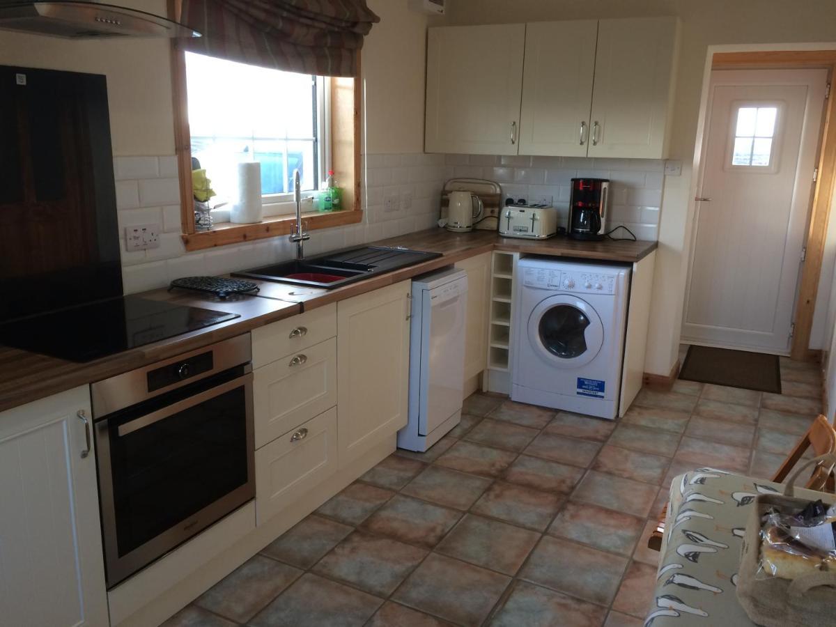 Harsgeir View Holiday Cottage -Wifi Go Green Breaclete Bagian luar foto