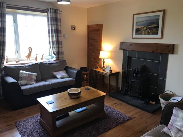 Harsgeir View Holiday Cottage -Wifi Go Green Breaclete Bagian luar foto